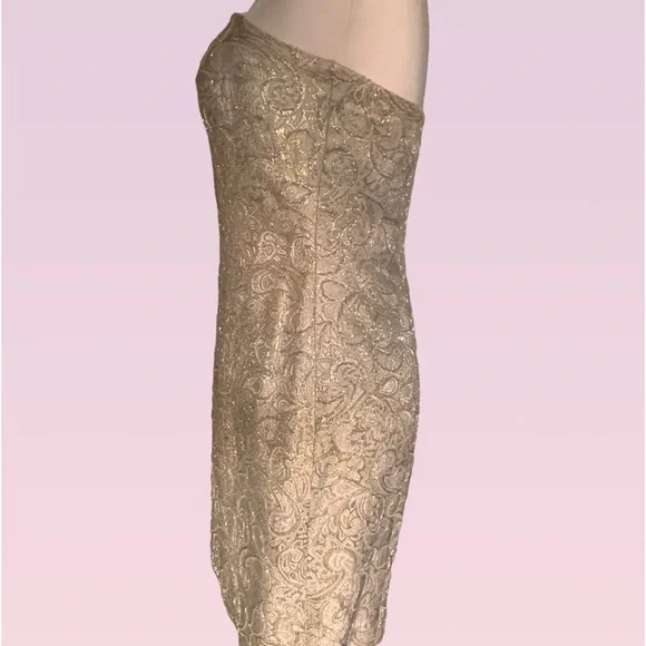 CARMEN MARC
VALVO Sparkly Strapless Dress 10 - Picture 3 of 11